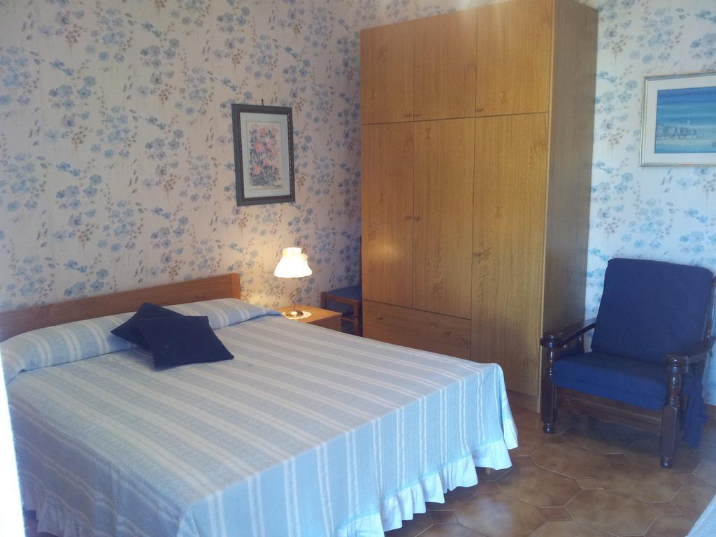 Meuble Al Ponte Hotell Grado Rum bild